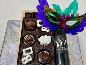 Supreme Wine & Chocolate Purim Wood Basket