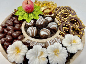 Sukkos Speciality Chocolate Bon Bon & Truffle Wooden Gift Tray