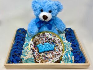 CHOCOLATE PIZZA & BABY BOY BEAR CENTERPIECE