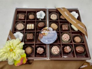 GOURMET CHOCOLATE TRUFFLE GIFT BOX