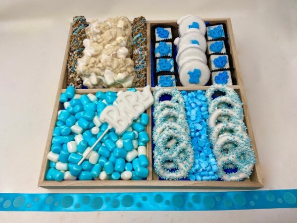 SHALOM ZACHOR CHOCOLATE BUFFET GIFT TRAY