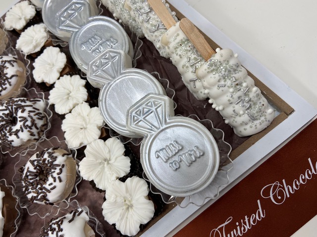 Engagement Petit Four Large Gift Board