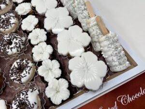 Petit Four Large Gift Board